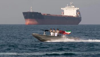 Irán a buques: Usar rutas alternativas en Ormuz tendrá graves consecuencias