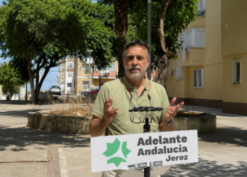 Adelante exige que la antigua fábrica de botellas salde su deuda con Jerez con un 50% de VPO