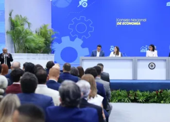 Delcy Rodríguez: «Nadie está de acuerdo con el bloqueo económico» contra Venezuela
