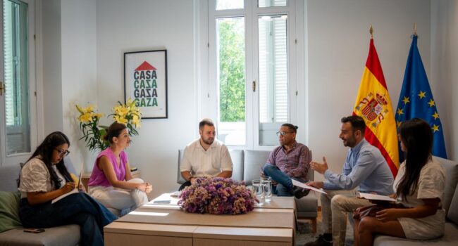 FSC-CCOO se reúne con la ministra de Juventud -Sira Rego- para trasladarle las reivindicaciones laborales de los riders