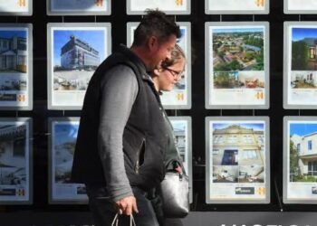 CCOO y UGT: «Demandamos una mayoría parlamentaria suficiente que dé seguridad jurídica al nuevo decreto ley sobre vivienda»