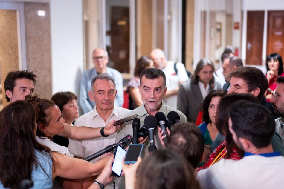 Maíllo advierte de que “Rajoy es un racista” por decir que la selección de fútbol de Francia juega ‘sin franceses’ y denuncia el “bloque y discurso reaccionario” que el PP comparte ya con Vox