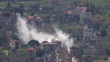 Israel intensifica ataques y acciones destructivas en sur del Líbano
