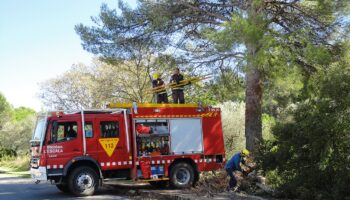 Els Bombers/es de la Generalitat deixen de suplir voluntàriament les mancances estructurals del servei durant la campanya forestal