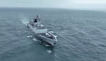 China expulsa a barcos filipinos, siguen tensiones en mar Meridional