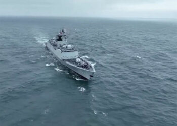 China expulsa a barcos filipinos, siguen tensiones en mar Meridional