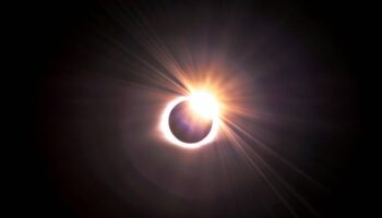 El Ministerio de Ciencia lanza un visor web para localizar y disfrutar del eclipse solar con seguridad