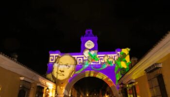 Trozos del mundo en Tercer Festival de la Luz de Antigua Guatemala