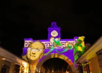 Trozos del mundo en Tercer Festival de la Luz de Antigua Guatemala