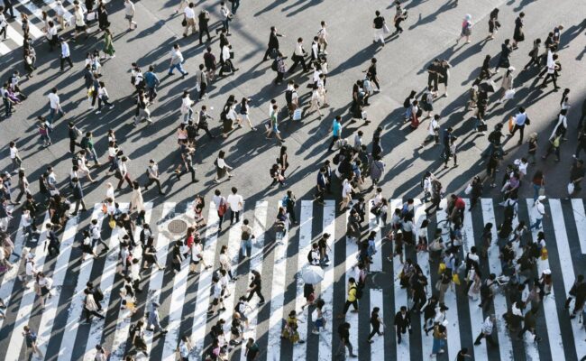 Gentrificación, sobreexplotación turística, vivienda escasa: ¿y si no todo fuera culpa de Airbnb?