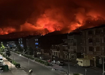 IU lleva una moción a los ayuntamientos para implementar “planes de evacuación y nuevas medidas públicas para prevenir incendios” de cara a enfrentar el aumento de grandes fuegos