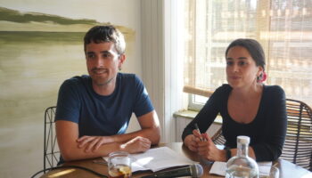 Cantabristas critica los recortes en la educación pública de Silva que supondrían cerrar 72 aulas y eliminar 95 plazas de profesorado