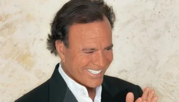 La Agrupación de Periodistas de UGT alerta del efecto intimidatorio de la querella de Julio Iglesias contra elDiario.es