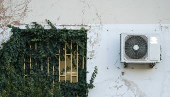 Luchar contra el calor en los colegios no debería depender solo del aire acondicionado