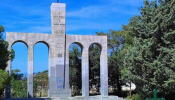 IU pide a la Fiscalía que ponga fin a la celebración fascista anual en un supuesto monumento «a los legionarios rumanos caídos» en Majadahonda e insta a la “disolución judicial” de las entidades que la promueven