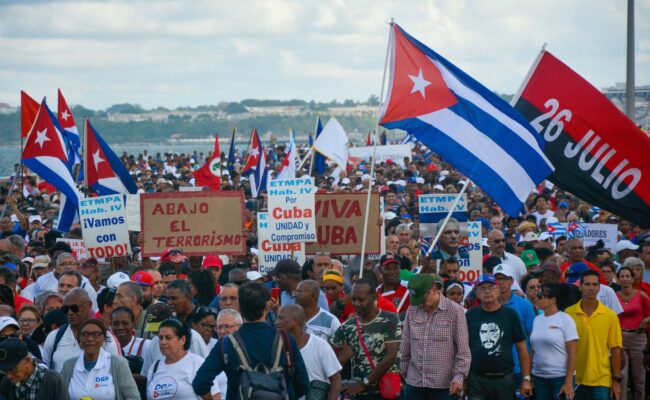 Contra Cuba y todos los que no se someten