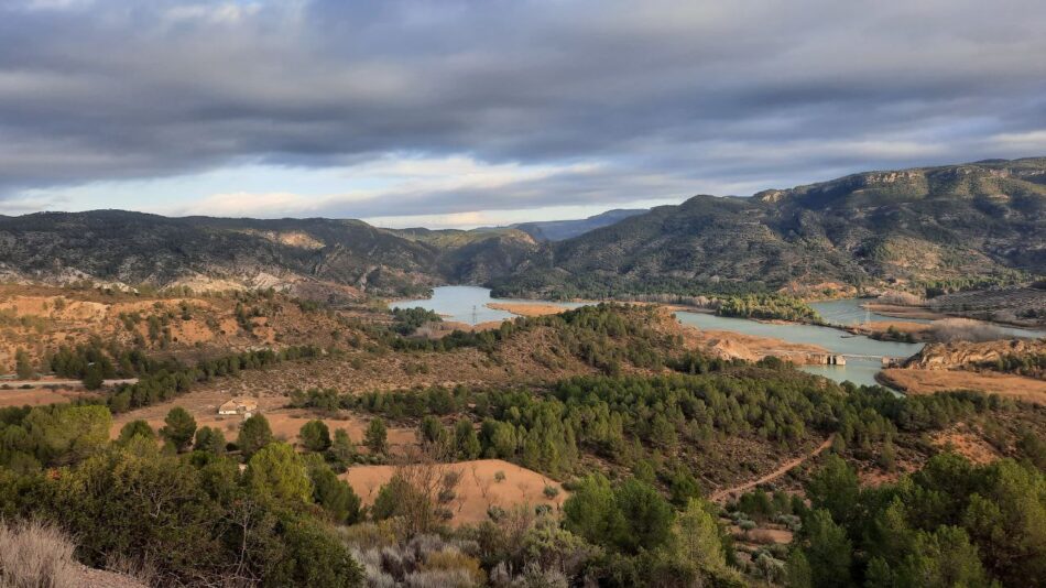 Compromís exige al Consell que escuche el clamor del Valle de Cofrentes-Ayora y no autorice el macrovertedero de Zarra