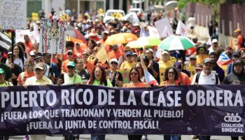 Una marcha con miles de participantes reclama la independencia en Puerto Rico
