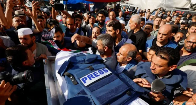 Se celebró encuentro internacional por la paz en Gaza, con homenaje a periodistas y sanitarios asesinados