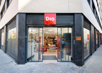 A CIG-Servizos convoca unha protesta para forzar a Supermercados DIA a asumir os salarios do convenio do sector