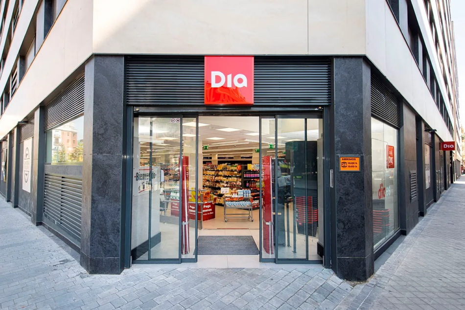 A CIG-Servizos convoca unha protesta para forzar a Supermercados DIA a asumir os salarios do convenio do sector