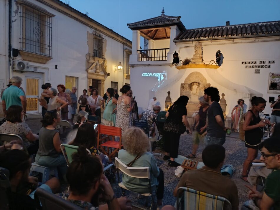 La falta de protección y la dejadez de las administraciones públicas ante el cierre de los cines de verano en Córdoba desata protestas ya organizadas en torno a la recién creada «Coordinadora SOS»