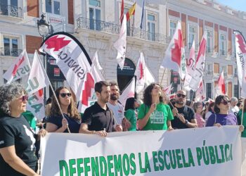 USTEA denuncia que miles de estudiantes se quedan sin plaza en la FP pública mientras la Junta impulsa el crecimiento de la oferta privada