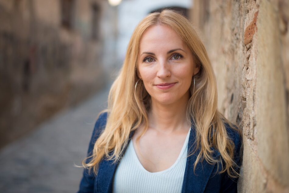 Aïda Llauradó se suma a la flotilla solidària ‘Rumbo a Cuba’ per portar energia solar i material sanitari a un hospital pediàtric de l’Havana