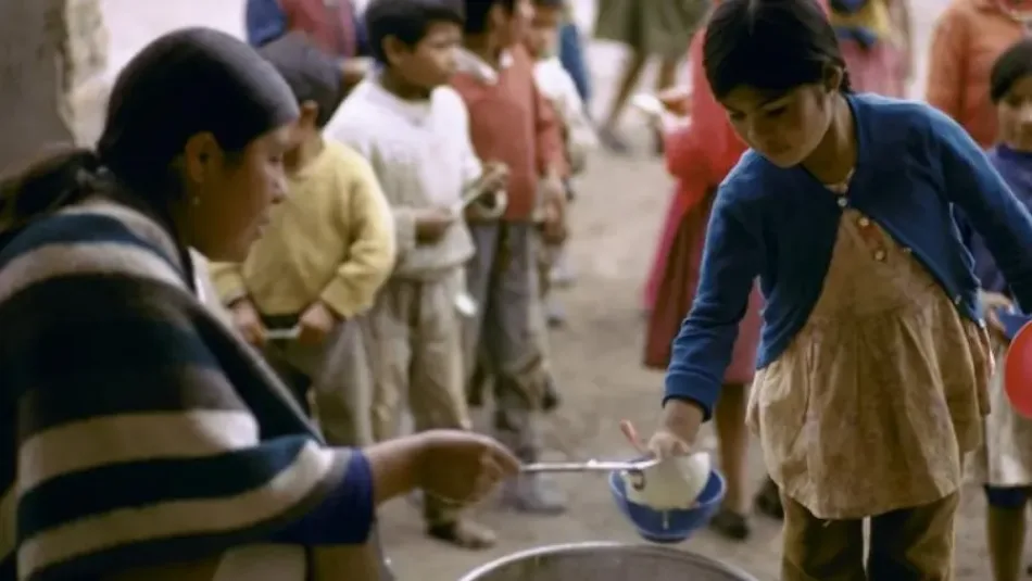 Países en desarrollo gastan más en deuda externa que en educación