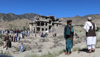 Fuerzas afganas atacan posiciones de Daesh dentro de Pakistán