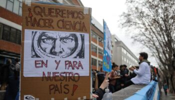 Veinticuatro premios Nobel exigen a Milei que revierta el ajuste contra el sistema científico