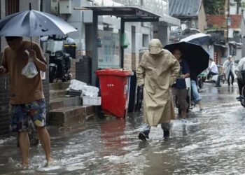 Guangxi, China, en alerta ante fuertes lluvias e inundaciones