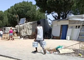 Vivienda habilita 5 millones de euros para garantizar el derecho a la vivienda de las trabajadoras/es temporeras/os en Palos de la Frontera y Moguer