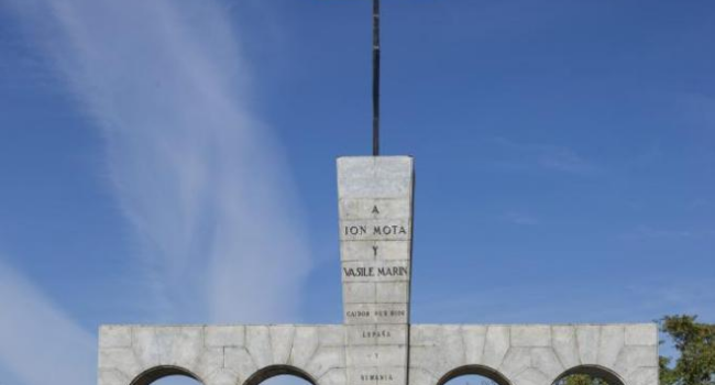 IU Majadahonda valora muy positivamente la decisión de retirar el «monumento a los Rumanos Caídos», de exaltación fascista, en cumplimiento de la Ley de Memoria Democrática