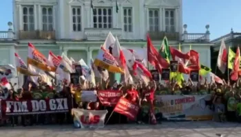 Protestas en Brasil exigen fin de la jornada laboral 6×1