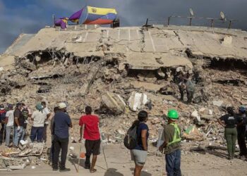 Entre terremotos y guerra mediática: la derecha busca que el chavismo quede sepultado bajo los escombros de la tragedia