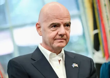 Eurodiputados piden investigar a Infantino por presunta injerencia de Trump