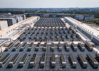 Ecologistes: «La gigafactoria i els centres de dades per IA no aportaran prosperitat a Móra la Nova i la Ribera d’Ebre, sinó que faran inviable el seu desenvolupament econòmic»