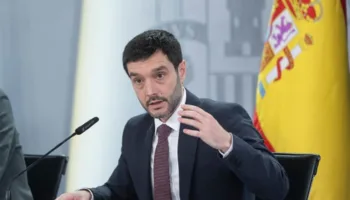 El Ministerio de Consumo exige de nuevo a cinco multinacionales que retiren 141 anuncios de pisos turísticos en territorios palestinos ocupados por Israel