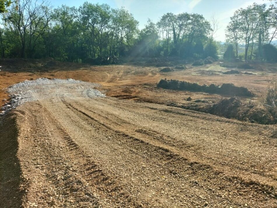 Cantabristas Torrelavega cuestiona la funcionalidad de las obras de la Viesca y critica su destrozo natural