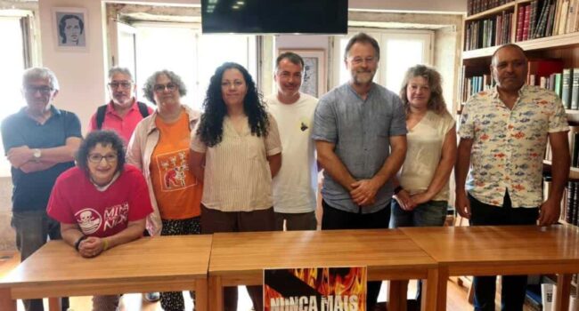 A plataforma “Por un monte galego con futuro” reclama un cambio radical na política forestal e de prevención dos incendios