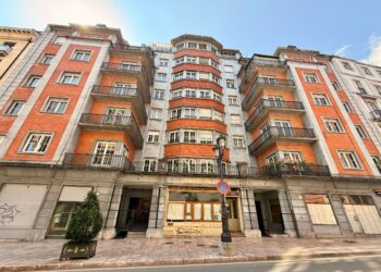 Somos Asturies reclama que las viviendas vacías de la Seguridad Social pasen al parque público y no acaben en manos de fondos de inversión