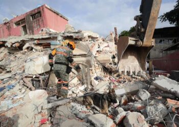 Se eleva a 4.100 la cifra de víctimas mortales del terremoto en Venezuela
