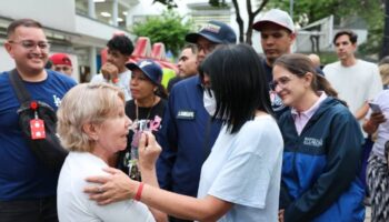 Acaba duelo nacional y refuerzan atención a damnificados en Venezuela