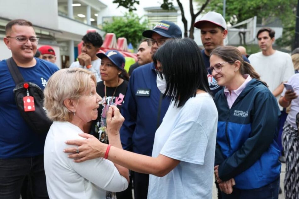 Acaba duelo nacional y refuerzan atención a damnificados en Venezuela