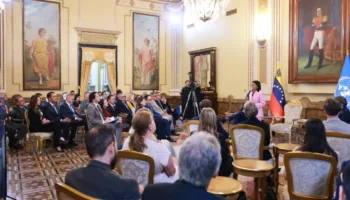 Venezuela: Gobierno instala taller de reconstrucción con la ONU y agradece apoyo inmediato tras terremotos