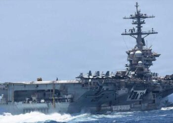 Alarma en USS Abraham Lincoln: intentos de suicidio tras 250 días sin tocar tierra