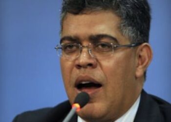 Elías Jaua encabeza en Venezuela la resistencia del chavismo antiimperialista