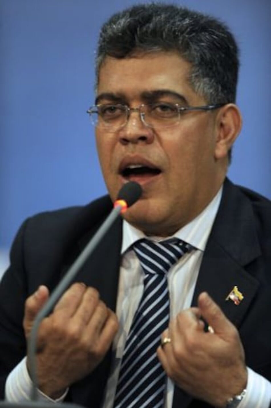 Elías Jaua encabeza en Venezuela la resistencia del chavismo antiimperialista