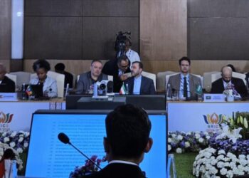 Irán avanza en su adhesión al Nuevo Banco de Desarrollo de los BRICS para reducir su dependencia del dólar